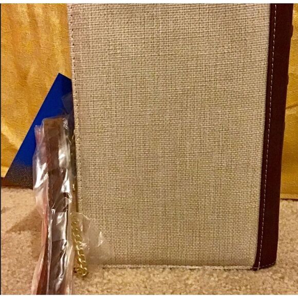 DANIELLE NICOLE Disney Beauty and the Beast Clutch Purse Book Belle BRAND NEW - Picture 4 of 7